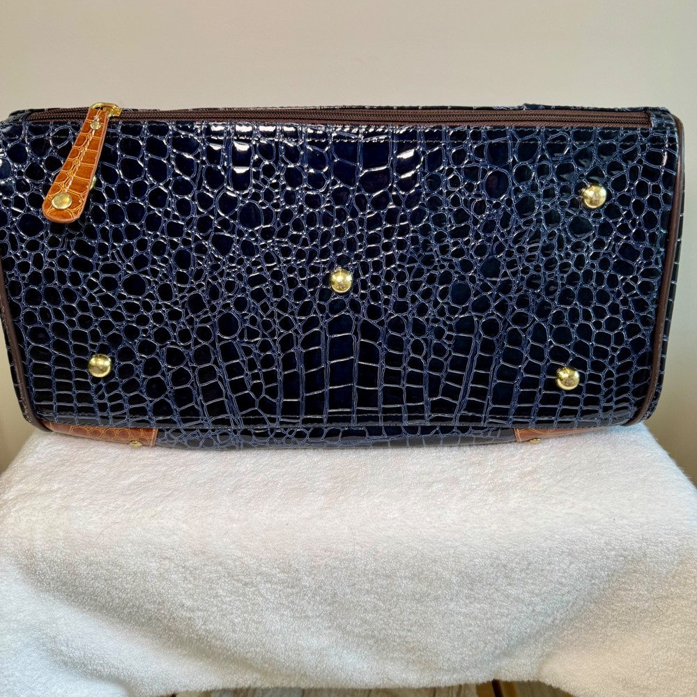Samantha Brown Navy Brown Croc Embossed Patent Satchel Dowel Travel Bag - Picture 3 of 5